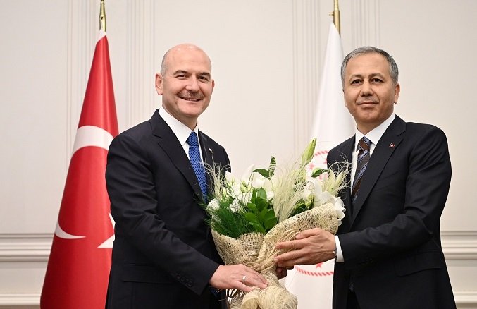 Soylu kızağa çekildi, ekibi tasfiye ediliyor: İstibdad rejimi tazeleniyor!